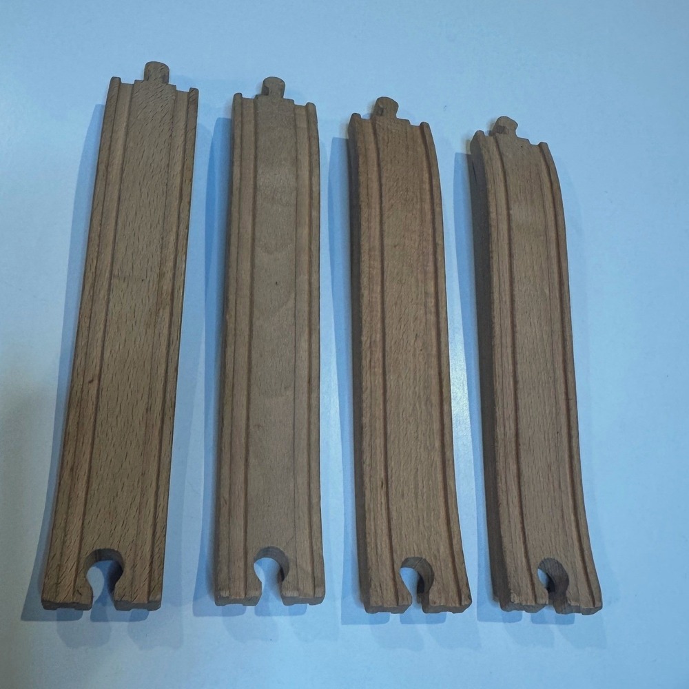 Brio‎ Wooden Train Track Slight Curve Pieces Lot of 4 Long Curved Railway Tracks